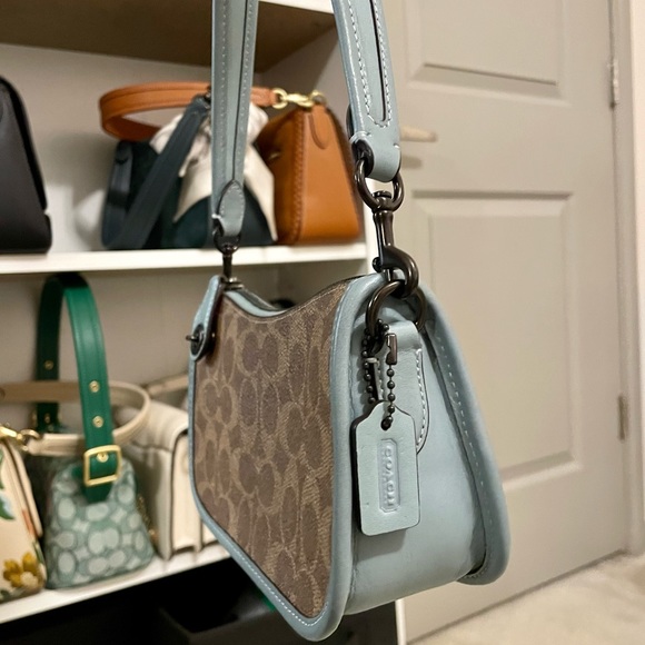 Coach Swinger 20 in Tan and Blue - Picture 3 of 7